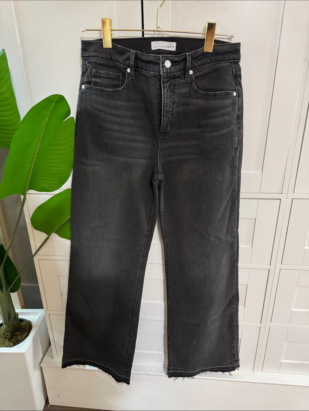 LOFT Black Wide-Leg Cropped Jeans